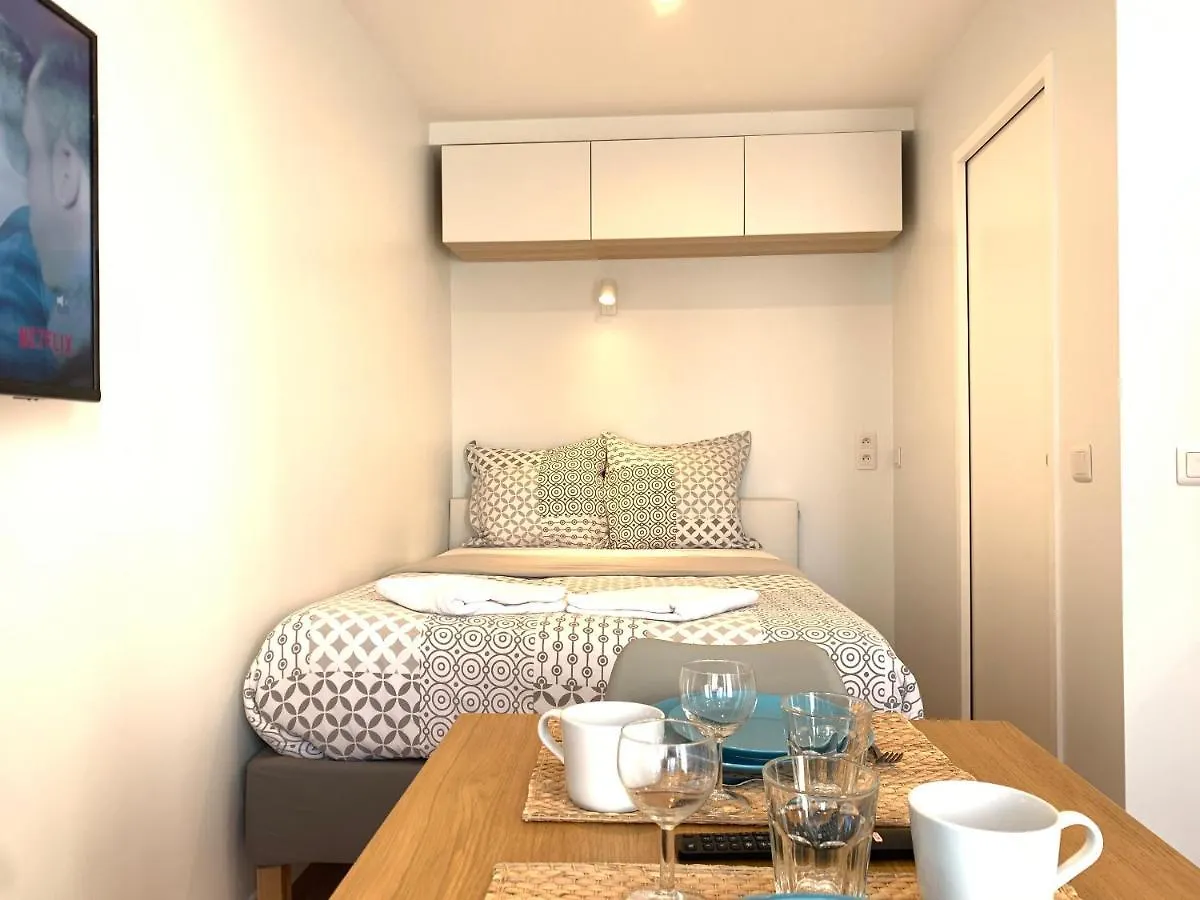 Appartement Studio cosy proche RER B/C Orly TGV à Massy  France